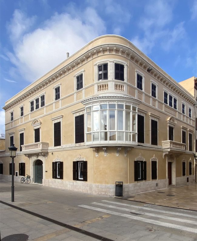 Rehabilitación de la fachada del Palacio Vivó Truyos de Ciutadella