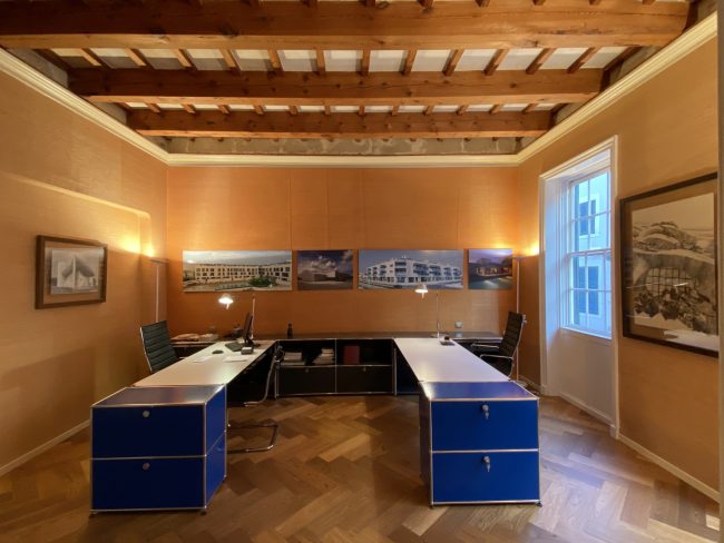 Visite nuestro estudio en la calle Arravaleta 13-A1º en Maó Menorca